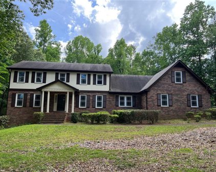 505 Hollyberry Drive, Roswell