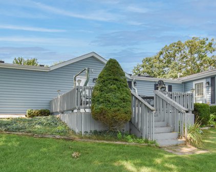 263 Harbor View, Coldwater