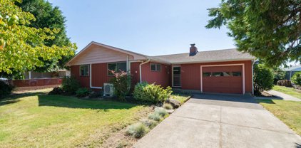 170 E HOLLISTER ST, Stayton