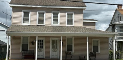 810 - 810-1/2 York St, Hanover