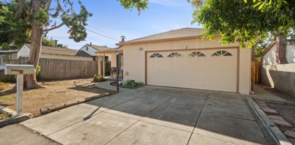 2281 Poplar AVE, East Palo Alto