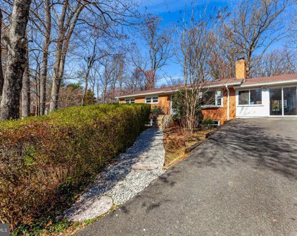11722 Larry Rd, Fairfax