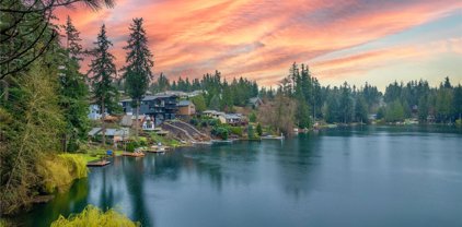 25607 E Lake Wilderness Drive SE, Maple Valley