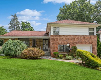 64-57 212 Street, Bayside
