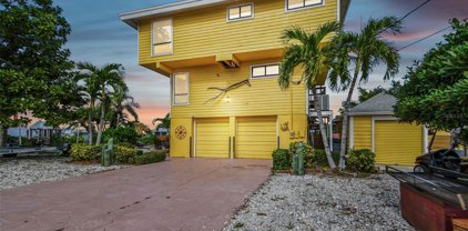 745 Spanish Main Drive, Apollo Beach
