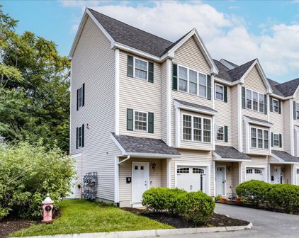 26 Main St Unit 1, North Andover