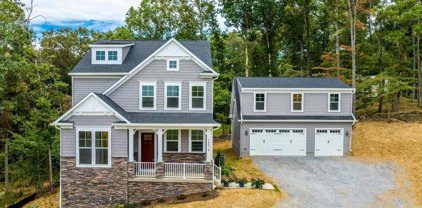 38074 Lime Kiln Rd, Middleburg