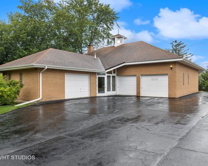 6108 Janes Avenue, Downers Grove