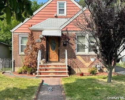 70 Norfolk Drive, Elmont