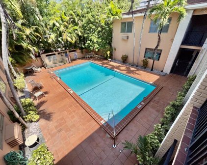 218 Santillane Ave Unit #21, Coral Gables