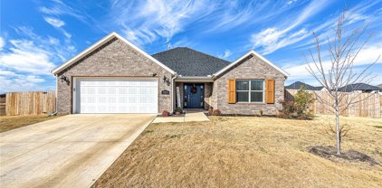 527 Goose Xing, Farmington