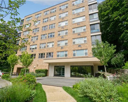 72 Pondfield Road W Unit #4H, Eastchester