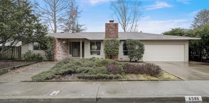 6596 Meadowridge Drive, Santa Rosa