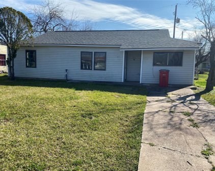 811 W 11th Street, Freeport