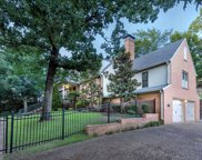 4 Sandstone, Little Rock image