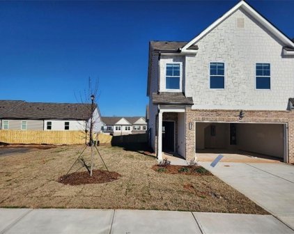 4725 Fullerton Drive, Oakwood