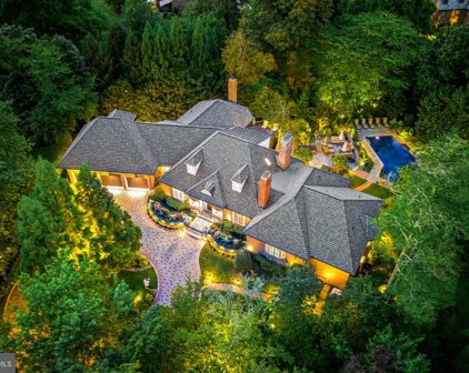 240 Cuylers Ln, Haverford