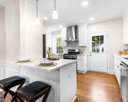 7116 Wardman Rd, Baltimore