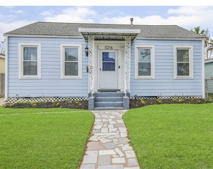 5216 Avenue O, Galveston