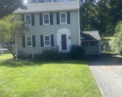 439 Mill St, Worcester