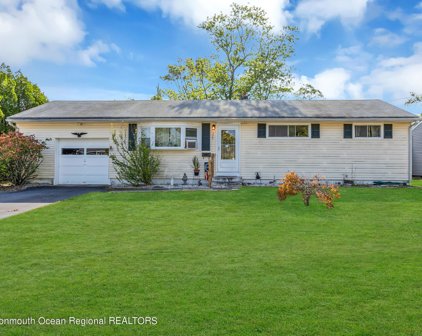 325 Stearman Road, Brick