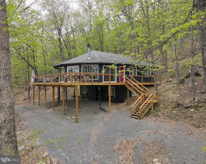 26 Magpie Pl, Berkeley Springs