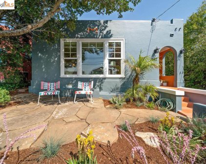 3142 Arizona St, Oakland