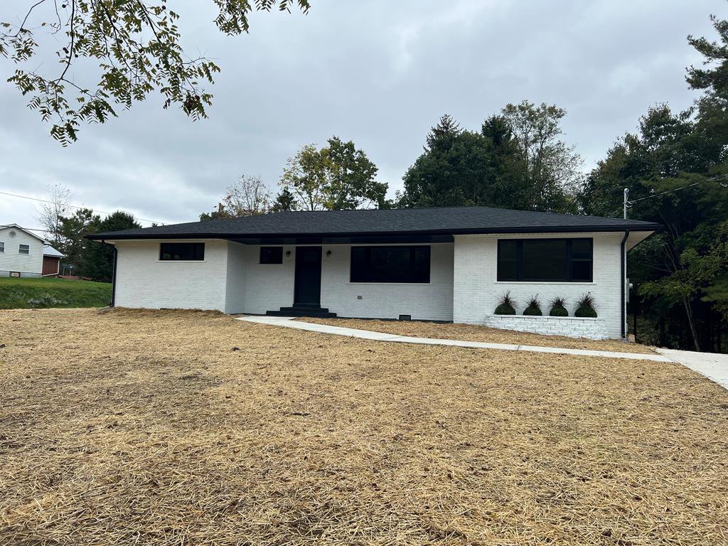 Real Estate For Sale Beckley WV MLS 83147 101 Prosperity Rd, Beckley Beckley, WV 25801