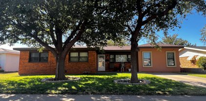 807 12th Place, Andrews