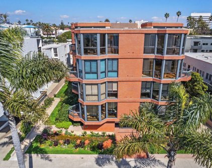 1033 Ocean Avenue Unit 404, Santa Monica