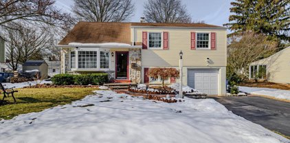 1112 Winding Rd, Lansdale