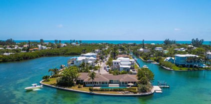648 Bayview Drive, Longboat Key