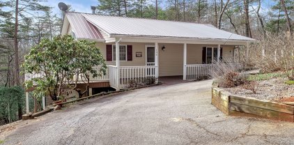 136 Barberry, Helen