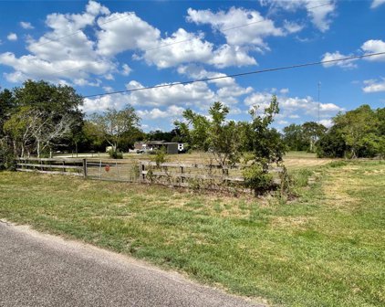 000 County Road 558, Alvin