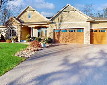 15584 72nd Avenue N, Maple Grove