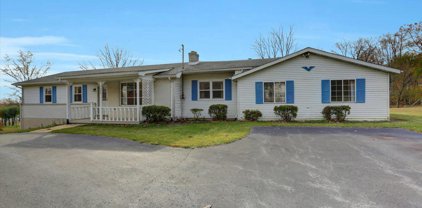7698 Robinson Road, Mercersburg
