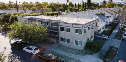 5851  Whitnall Hwy, North Hollywood