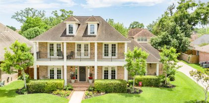 204 Arrowhead Drive, Lake Jackson