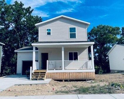 740 Leonard Ave Avenue, Muskegon