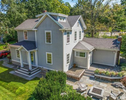 161 Mount Vernon St, Winchester