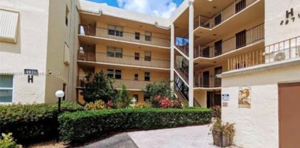 2871 Somerset Dr Unit #H 103, Lauderdale Lakes