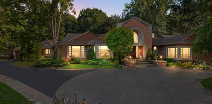 1510 SURRIA, Bloomfield Hills