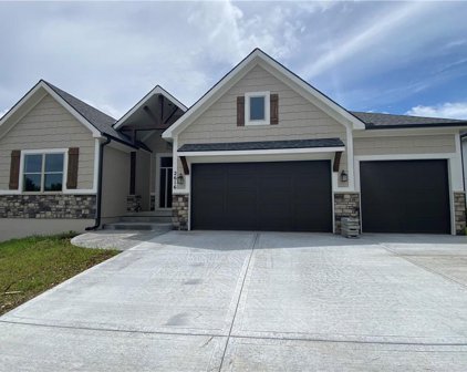 2616 NE Amanda Lane, Blue Springs