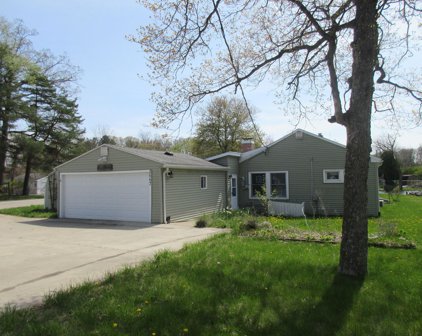 2667 Panama Drive, Delton