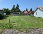727 MYRTLE AVE, Reedsport image