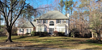 18 Mayberry Drive, Tinton Falls