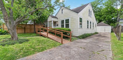 6614 Weslayan Street, West University Place
