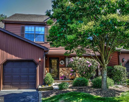 27 Cliveden Ct, Lawrenceville