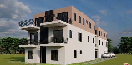 713 N Gramercy Pl, Los Angeles