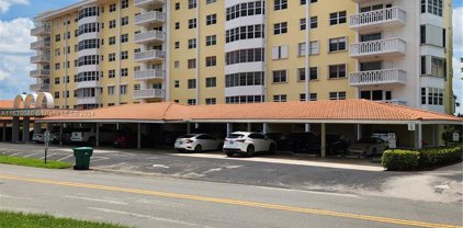 2500 Ne 48th Ln Unit #301, Fort Lauderdale